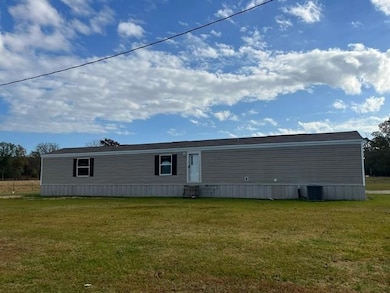 419 Hooper Rd, Deville, LA 71328 - photo 3