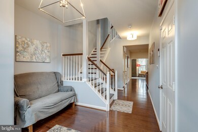 13096 Park Crescent Cir, Herndon, VA 20171 - photo 6