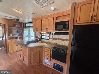 60 Corsons Tavern Rd unit 226, Upper Township, NJ 08230 - photo 2