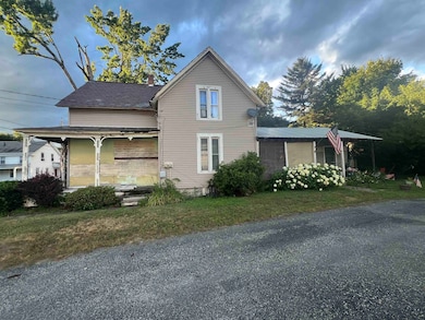 9 Caernarvon St, Fair Haven, VT 05743 - photo 2
