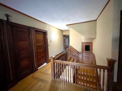 500 Centre St unit 3, Newton, MA 02458 - photo 4