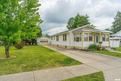 1308 Pulaski St, Lincoln, IL 62656 - photo 5