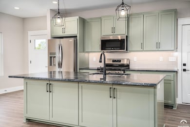 915 Eagle Ridge Dr, Baldwin City, KS 66006 - photo 7