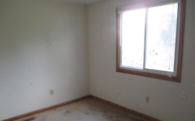 1672 Rivermont Rd, Columbus, OH 43223 - photo 5