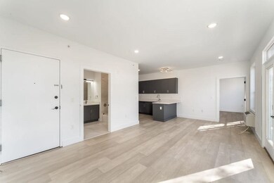 43-45 W 32nd St unit 501, Bayonne, NJ 07002 - photo 3