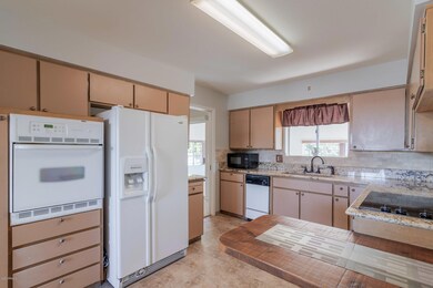 751 N 57th Place, Mesa, AZ 85205 - photo 3