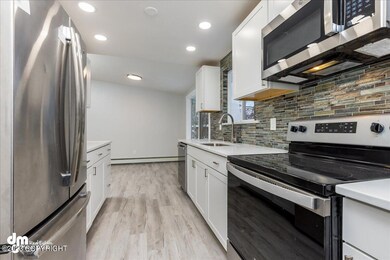 08-Upstairs Kitchen-DW-3321-Edit