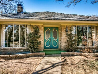 1924 Hollyhill Ln, Denton, TX 76205 - photo 2