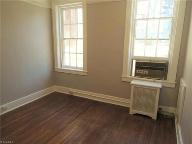 828 N Elm St unit D1, Greensboro, NC 27401 - photo 7