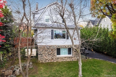 47 Edgecliff Terrace, Yonkers, NY 10705 - photo 3