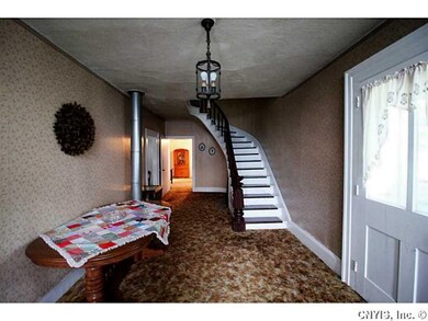 Foyer.