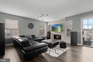 20026 Gateshead Cir, Germantown, MD 20876 - photo 3