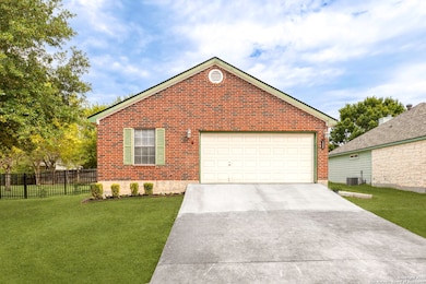 1132 Mira Loma Ln, San Marcos, TX 78666 - photo 3