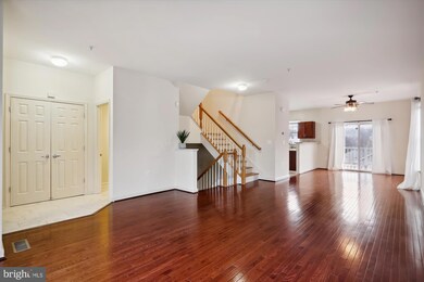 5036 Kimi Gray Ct SE, Washington, DC 20019 - photo 6