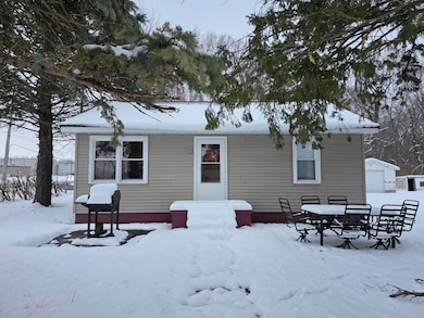 2909 W Le Fevre Rd, Sterling, IL 61081 - photo 2