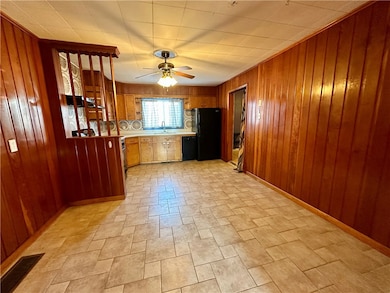 2537 Georgetown Rd, Danville, IL 61832 - photo 7