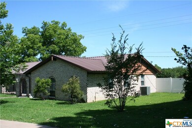 901 Virginia Ave, Copperas Cove, TX 76522 - photo 3