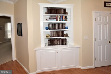 2931 Deer Hollow Way unit 108, Fairfax, VA 22031 - photo 4