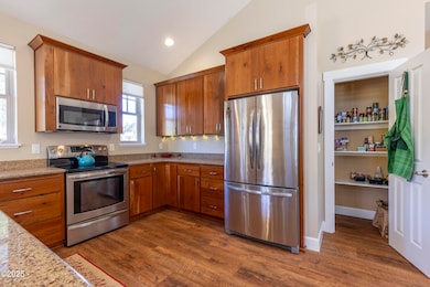 4315 SE Flemming-19