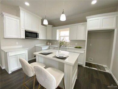 2000 Summerland Ln, Edinburg, TX 78541 - photo 3