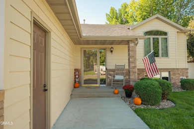 449 Napa Loop, Bismarck, ND 58504 - photo 2