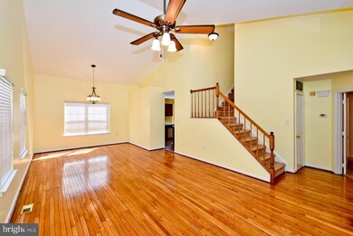 6421 Gwinnett Ln, Bowie, MD 20720 - photo 3
