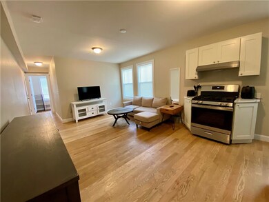 16 Brinley St unit 2, Newport, RI 02840 - photo 3