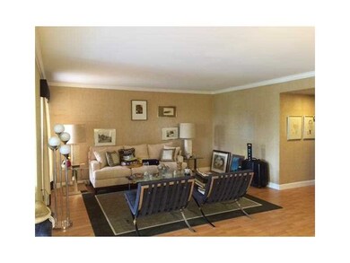 19612 Bobolink Dr unit 19612, Hialeah, FL 33015 - photo 6