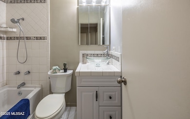 6656 E Calle la Paz unit C, Tucson, AZ 85715 - photo 4