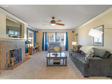 175 E Gloucester St, Gladstone, OR 97027 - photo 6