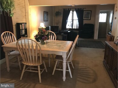 122 Clay St, Tamaqua, PA 18252 - photo 5