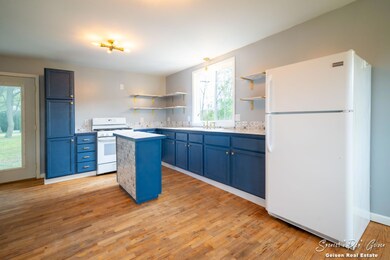 11-web-or-mls-1739-youngs-rd