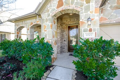 11507 Lawson Cypress Dr, Tomball, TX 77377 - photo 2