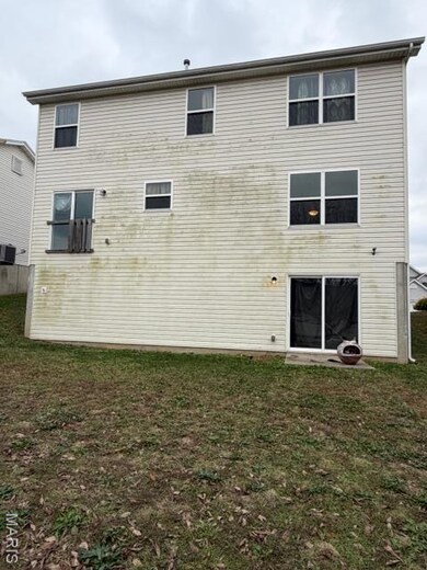 2421 Harbor Landings Cir, Saint Louis, MO 63136 - photo 4