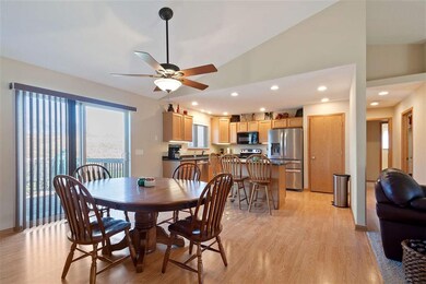 611 Sullivan St, West Branch, IA 52358 - photo 6