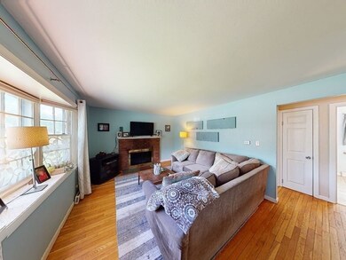 430 Pond St, Franklin, MA 02038 - photo 3