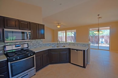 Kitchen 4