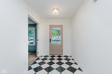 12082 Aldenham Blvd, Fishers, IN 46037 - photo 6