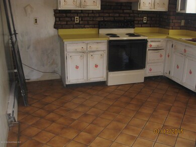 806 Laurel St, Lakehurst, NJ 08733 - photo 2