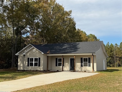 293 Harry Dr, Anderson, SC 29624 - photo 2