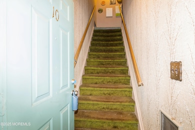 Private Entrance