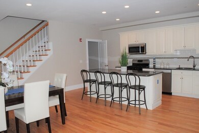 325 Bacon St unit 7, Waltham, MA 02451 - photo 3