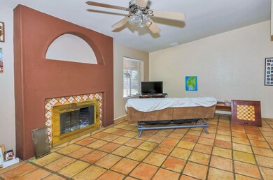family room off kitchen