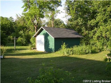 8011 Beulah Church Rd, Louisville, KY 40291 - photo 4