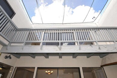 Atrium 3