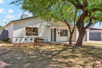 548 E Garnet Ave, Mesa, AZ 85204 - photo 2