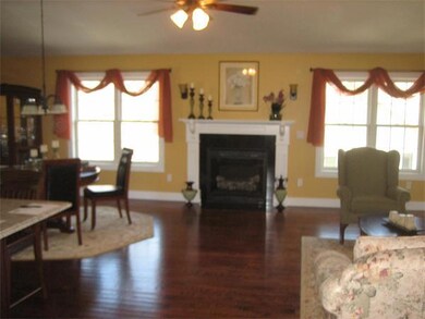 46 Palmer Rd unit 27, Monson, MA 01057 - photo 4