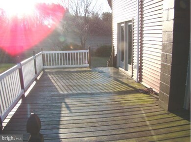 916 Cumberstone Rd, Harwood, MD 20776 - photo 2