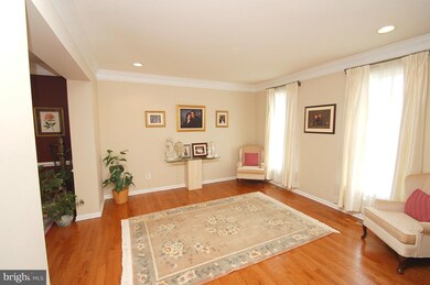 25299 Justice Dr, Chantilly, VA 20152 - photo 6