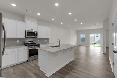 108 Paneer Ln, Taylors, SC 29687 - photo 3